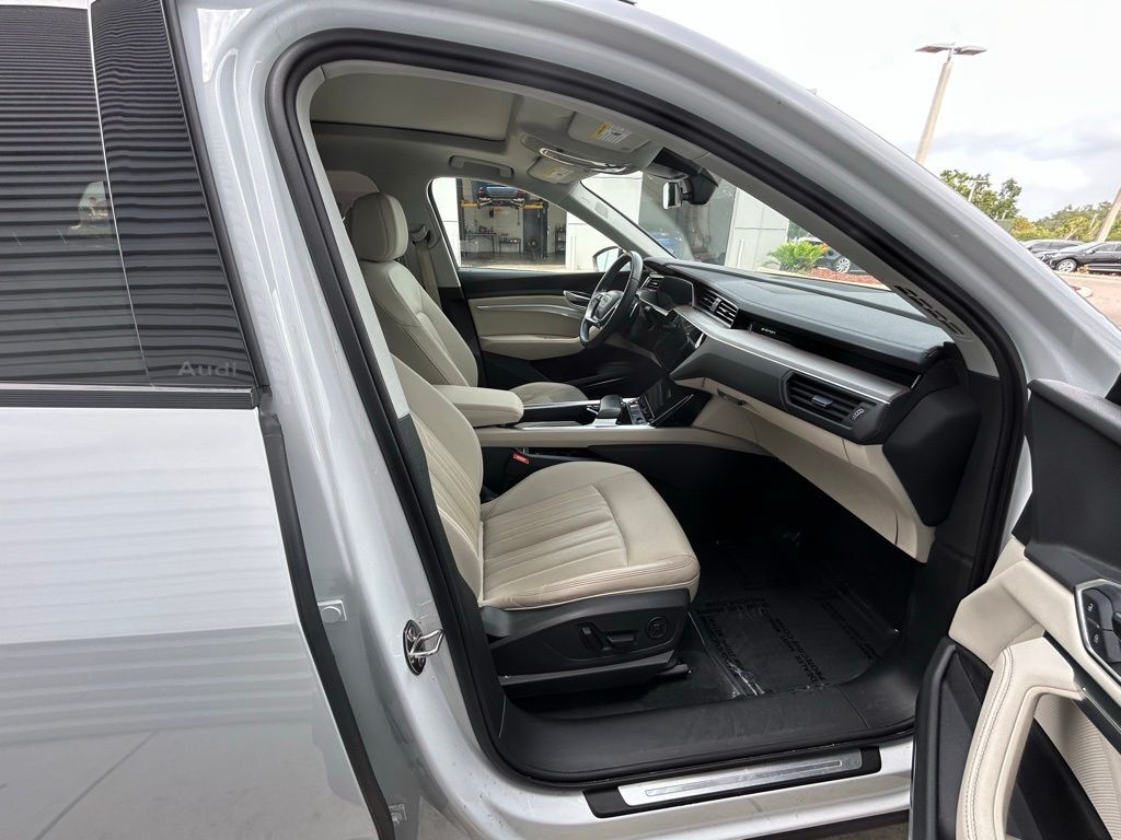 2024 Audi Q8 e-tron Premium Plus Lakeland FL