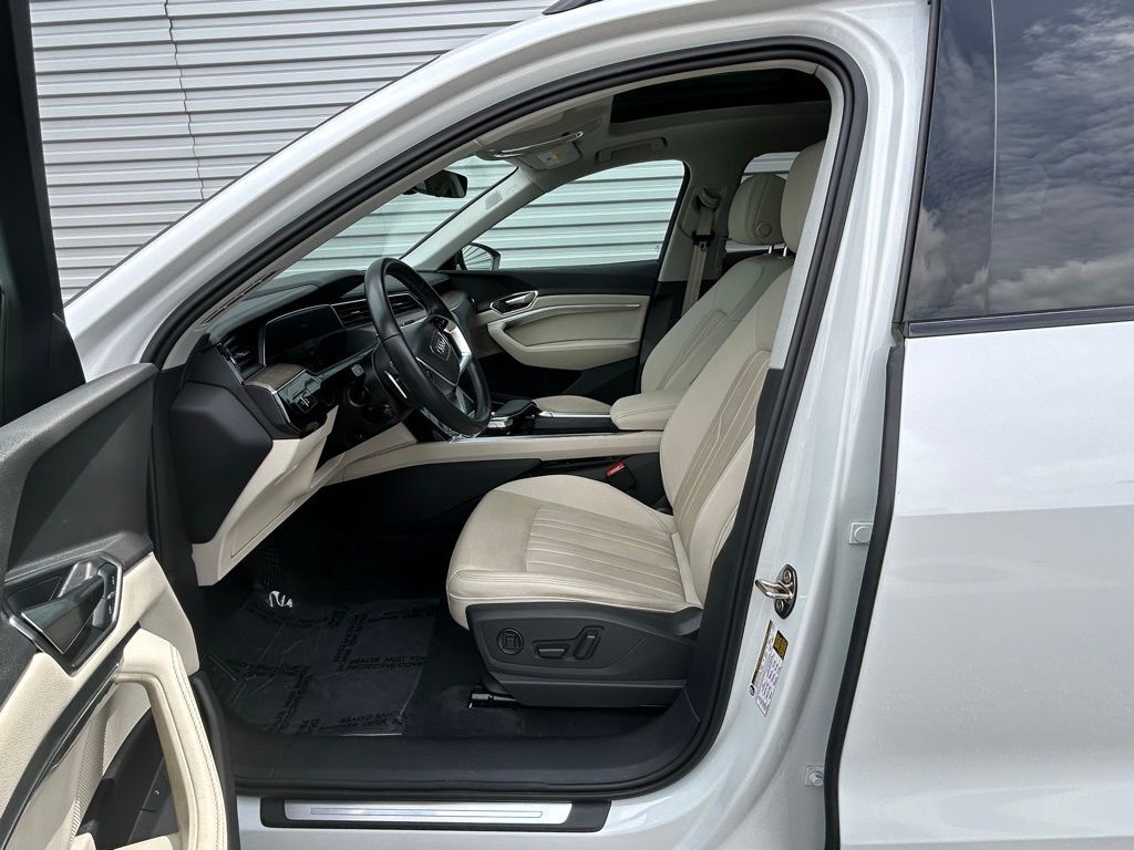2024 Audi Q8 e-tron Premium Plus Lakeland FL