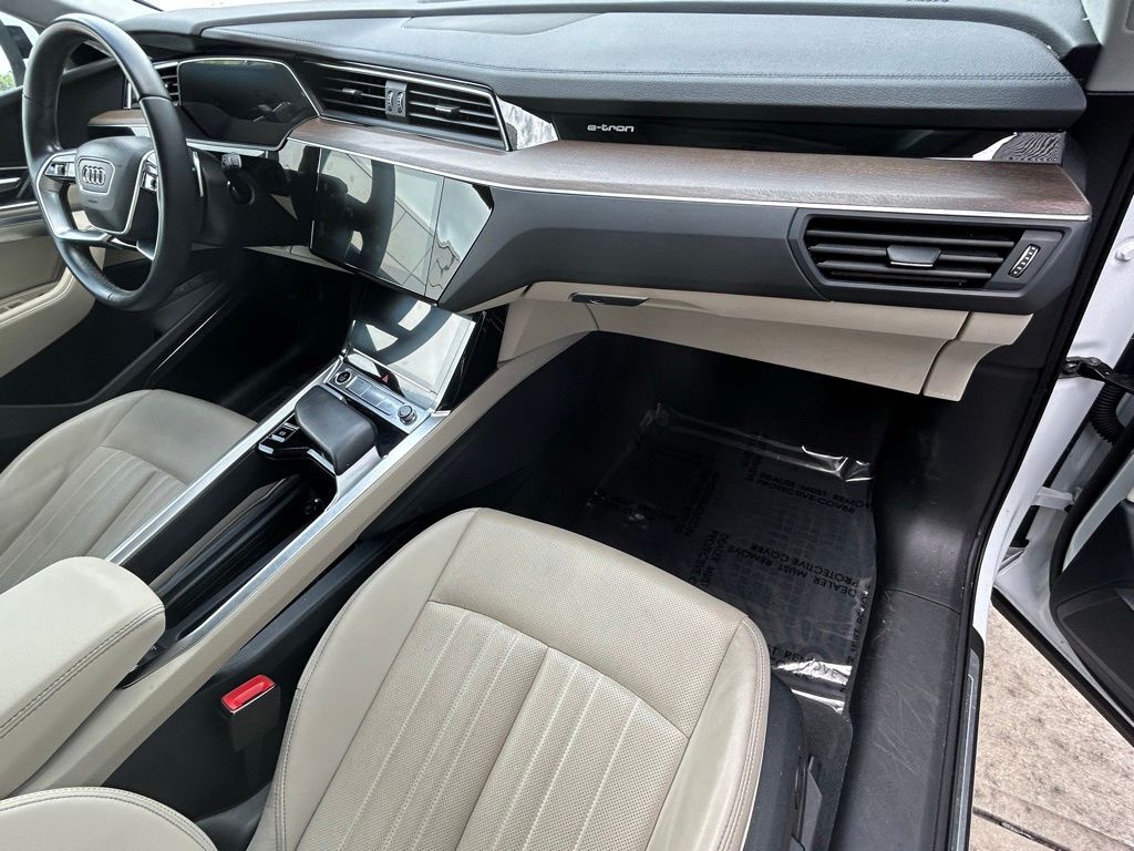 2024 Audi Q8 e-tron Premium Plus Lakeland FL