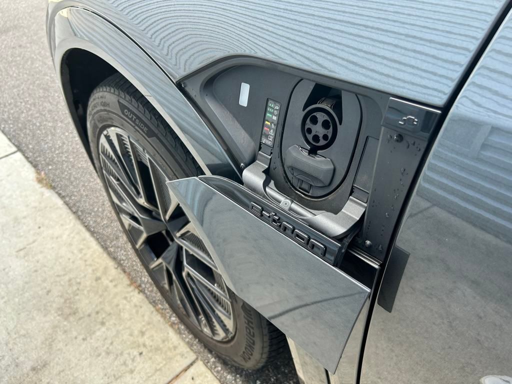 2024 Audi Q8 e-tron Prestige Lakeland FL