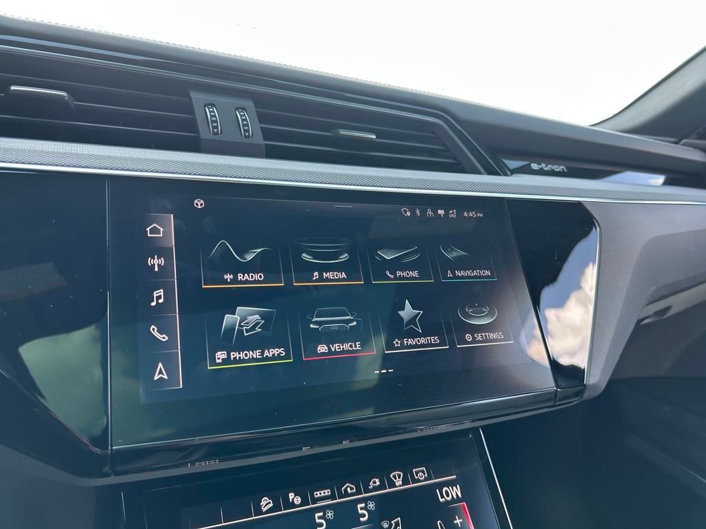 2024 Audi Q8 e-tron Prestige Lakeland FL