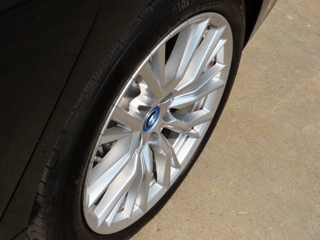 2024 BMW 3 Series 330e xDrive