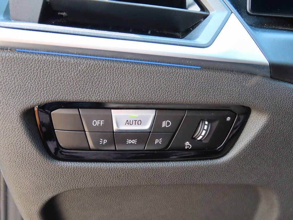 2024 BMW 3 Series 330e xDrive