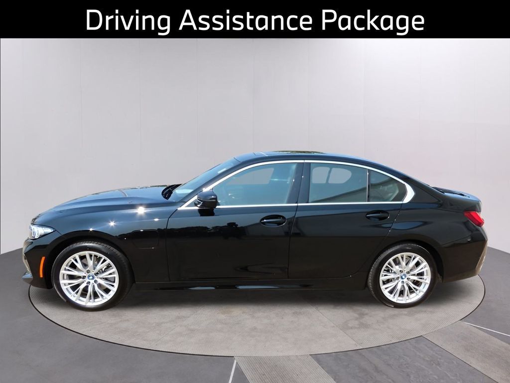 2024 BMW 3 Series 330e xDrive