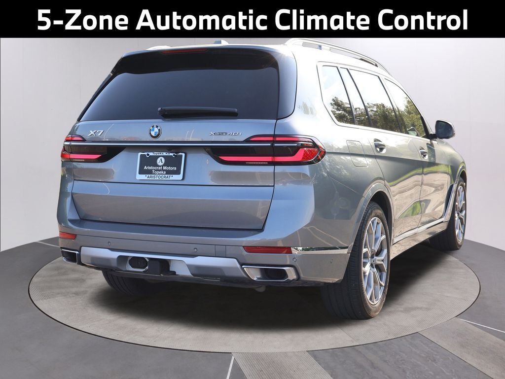 2024 BMW X7 xDrive40i