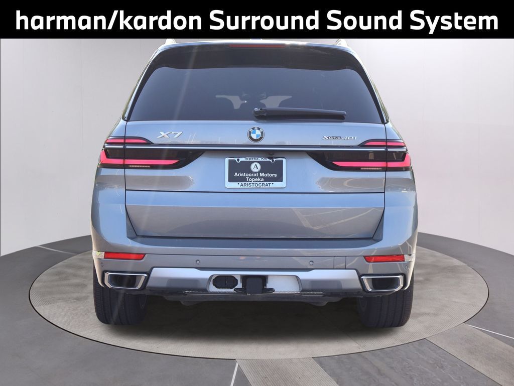 2024 BMW X7 xDrive40i