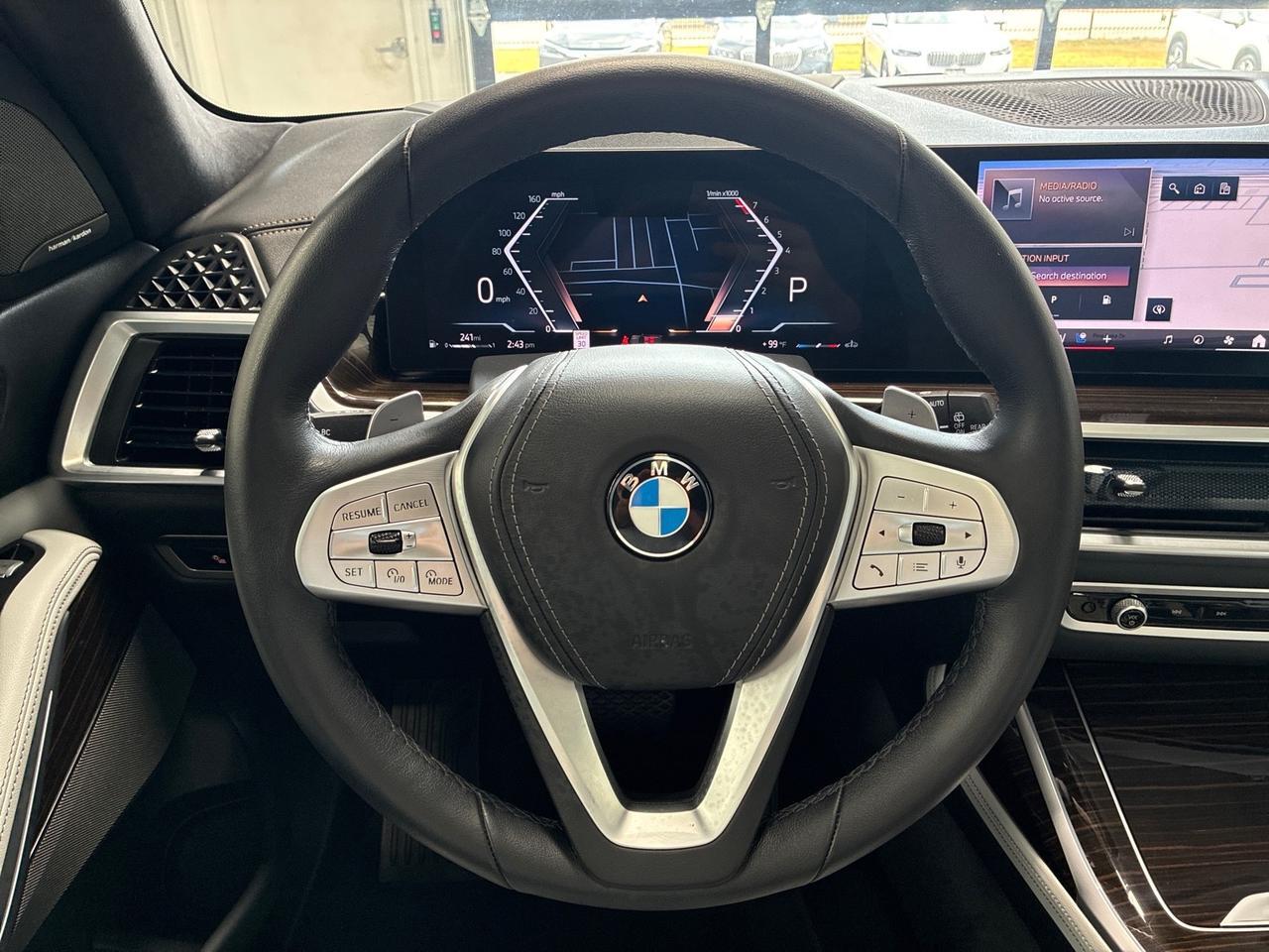 2024 BMW X7 xDrive40i, Premium Pkg, Climate Comfort Pkg, Parking Assist Pkg, Alcantara Headliner Houston TX 2024 BMW X7 xDrive40i, Premium Pkg, Climate Comfort Pkg, Parking Assist Pkg, Alcantara Headliner Houston TX