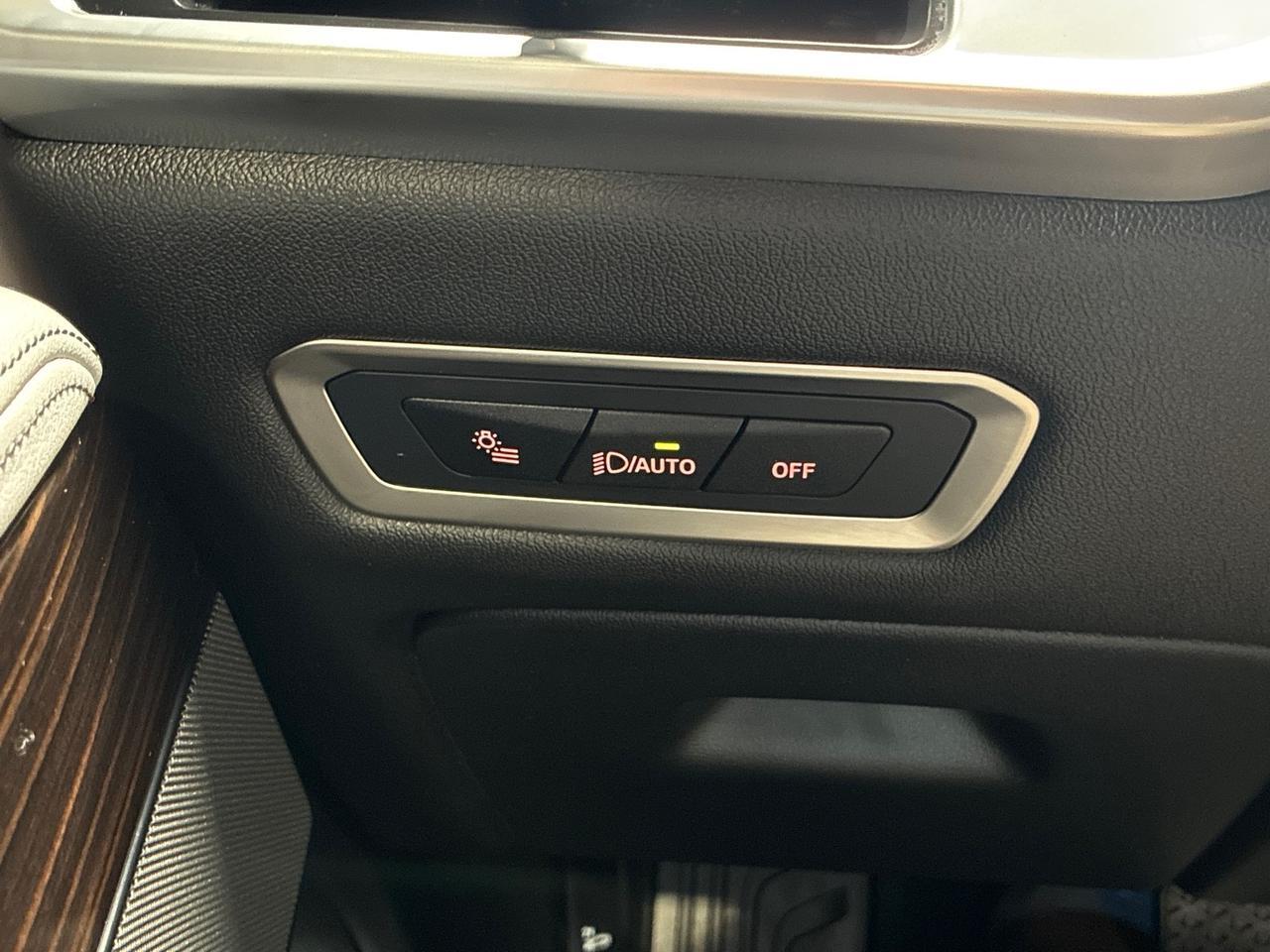 2024 BMW X7 xDrive40i, Premium Pkg, Climate Comfort Pkg, Parking Assist Pkg, Alcantara Headliner Houston TX 2024 BMW X7 xDrive40i, Premium Pkg, Climate Comfort Pkg, Parking Assist Pkg, Alcantara Headliner Houston TX