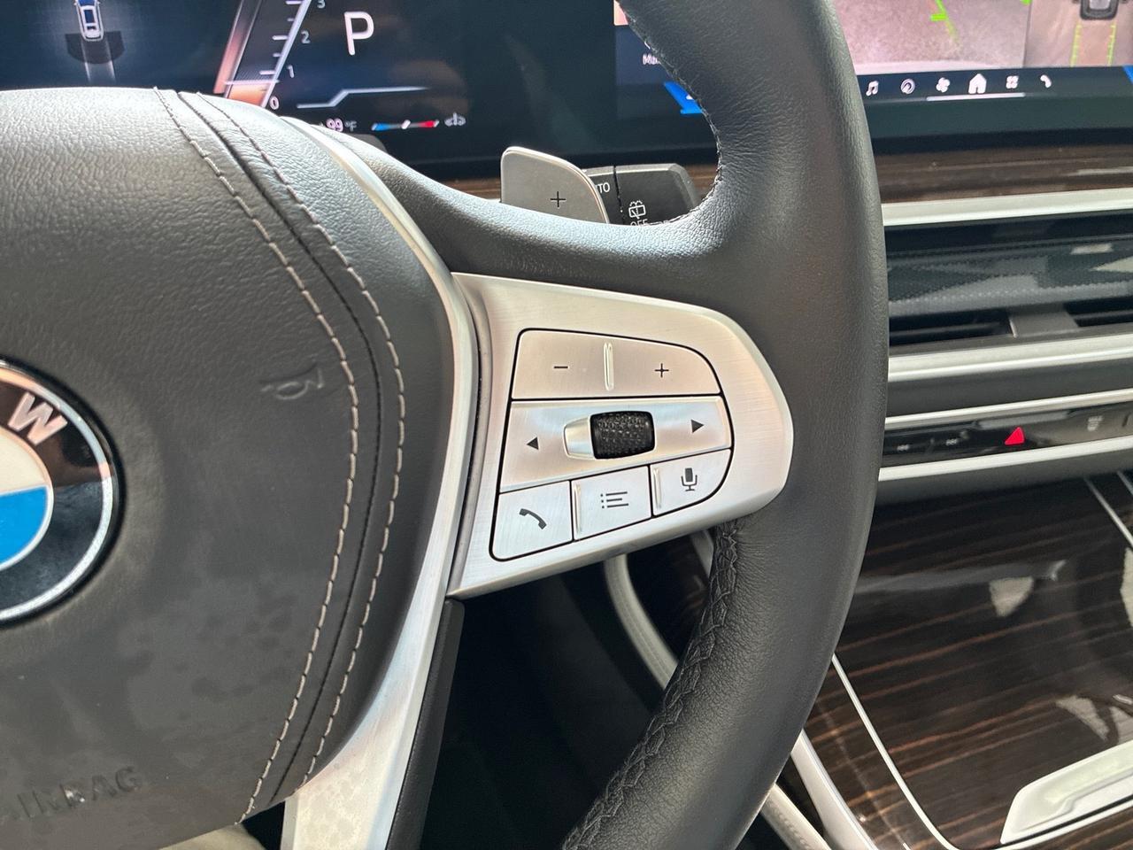 2024 BMW X7 xDrive40i, Premium Pkg, Climate Comfort Pkg, Parking Assist Pkg, Alcantara Headliner Houston TX 2024 BMW X7 xDrive40i, Premium Pkg, Climate Comfort Pkg, Parking Assist Pkg, Alcantara Headliner Houston TX