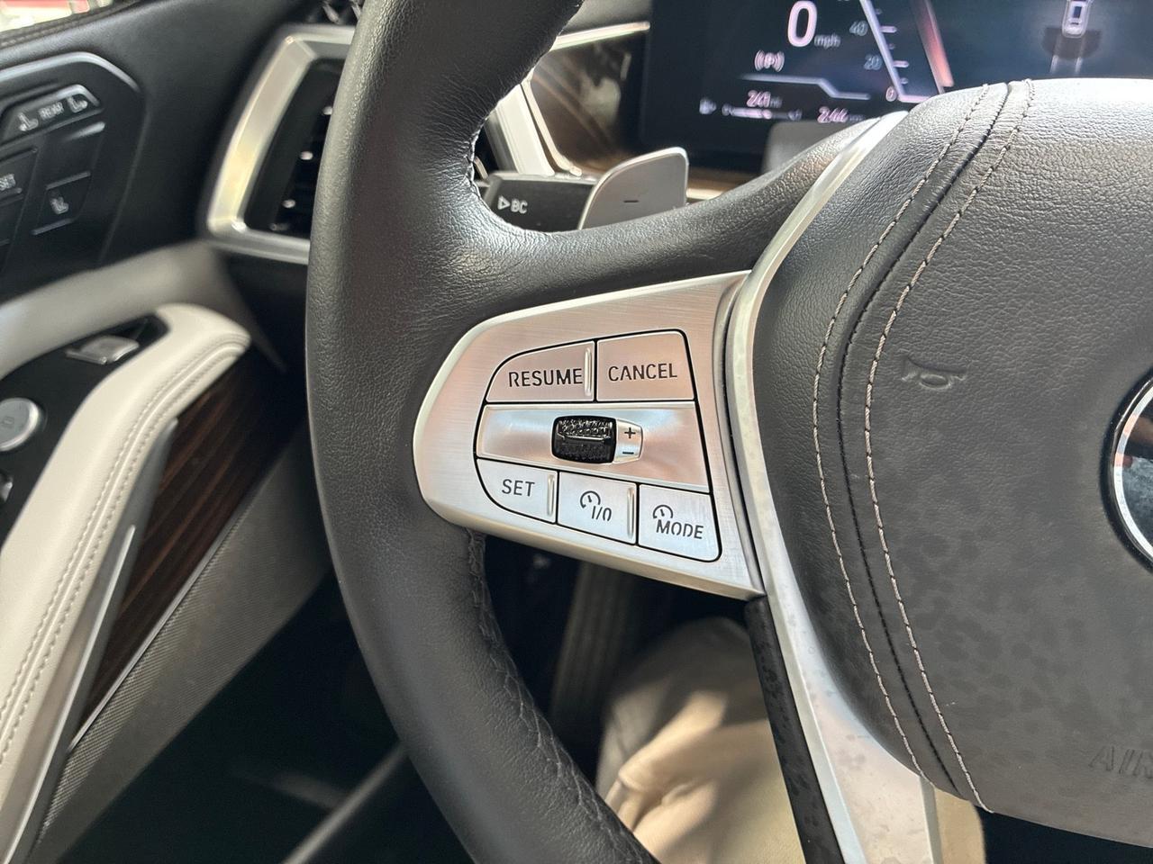 2024 BMW X7 xDrive40i, Premium Pkg, Climate Comfort Pkg, Parking Assist Pkg, Alcantara Headliner Houston TX 2024 BMW X7 xDrive40i, Premium Pkg, Climate Comfort Pkg, Parking Assist Pkg, Alcantara Headliner Houston TX
