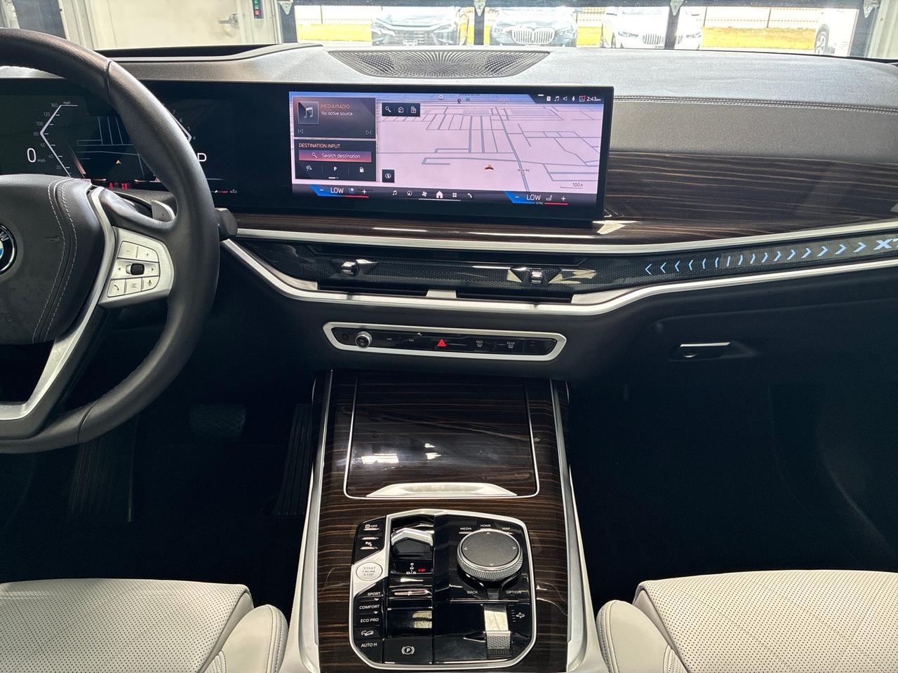 2024 BMW X7 xDrive40i, Premium Pkg, Climate Comfort Pkg, Parking Assist Pkg, Alcantara Headliner Houston TX 2024 BMW X7 xDrive40i, Premium Pkg, Climate Comfort Pkg, Parking Assist Pkg, Alcantara Headliner Houston TX