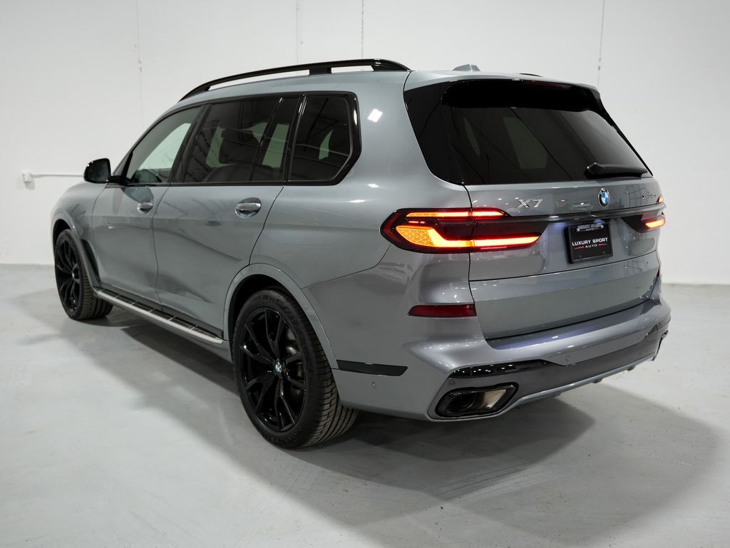 2024 BMW X7 xDrive40i 2024 BMW X7 xDrive40i