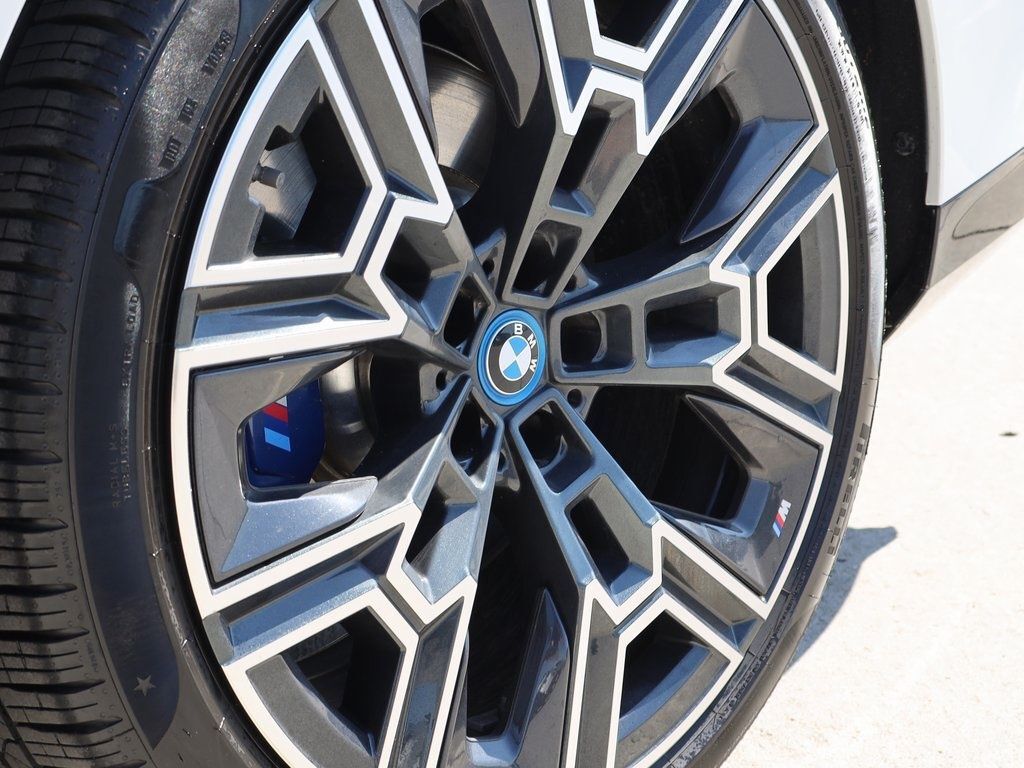 2024 BMW i5 eDrive40