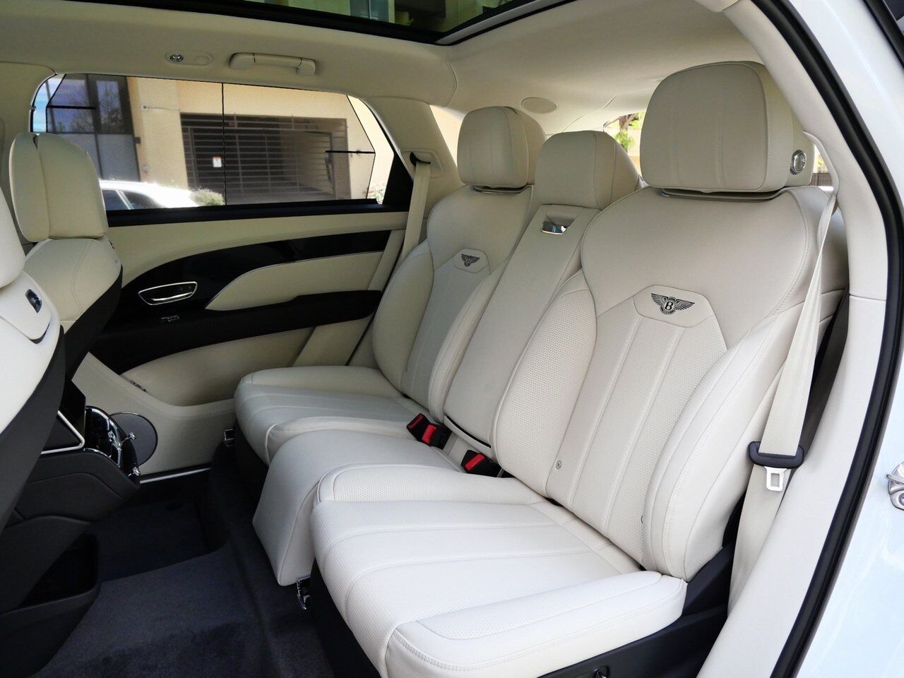 2024 Bentley Bentayga EWB Lawrence KS