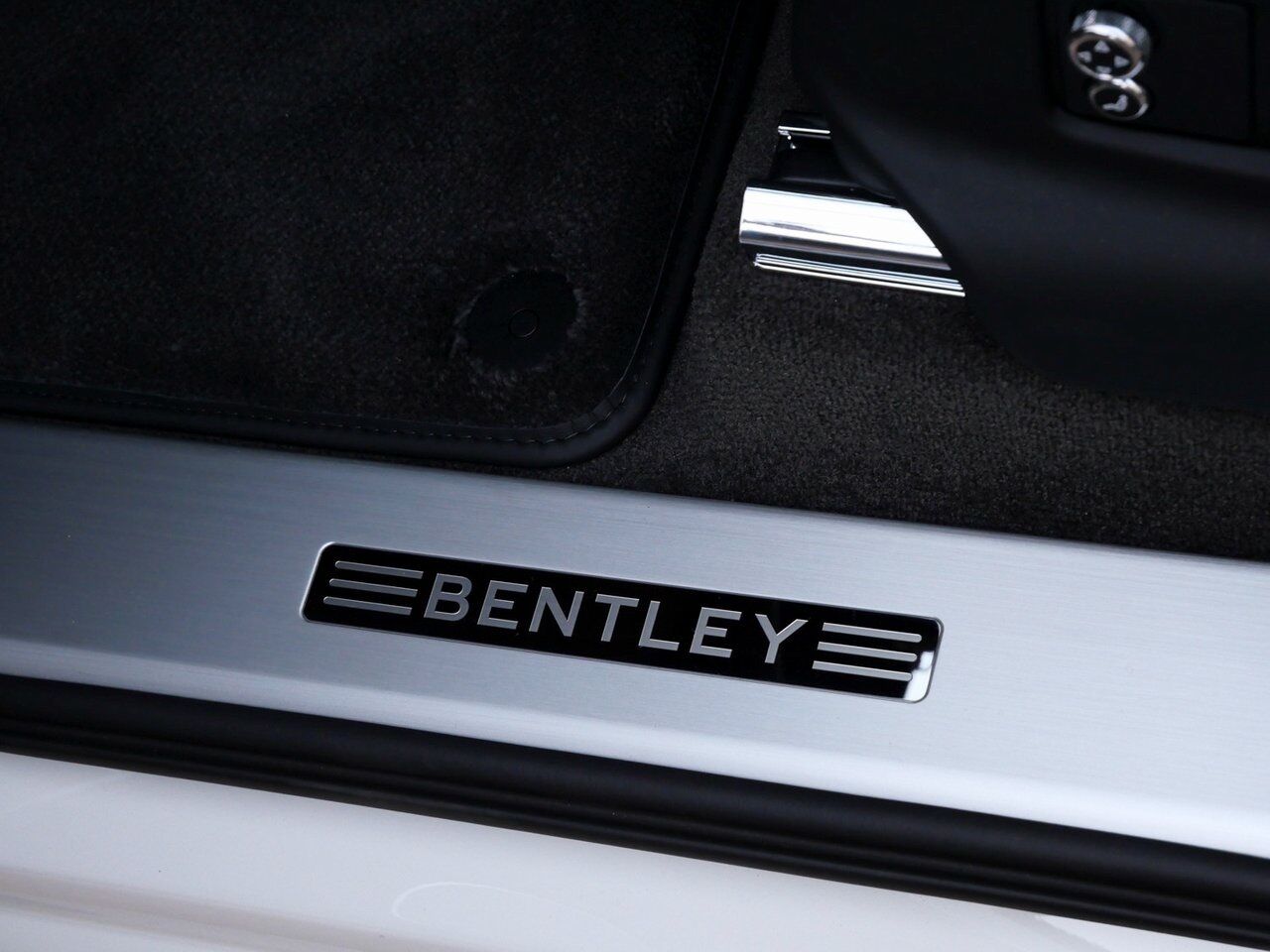 2024 Bentley Bentayga EWB Lawrence KS