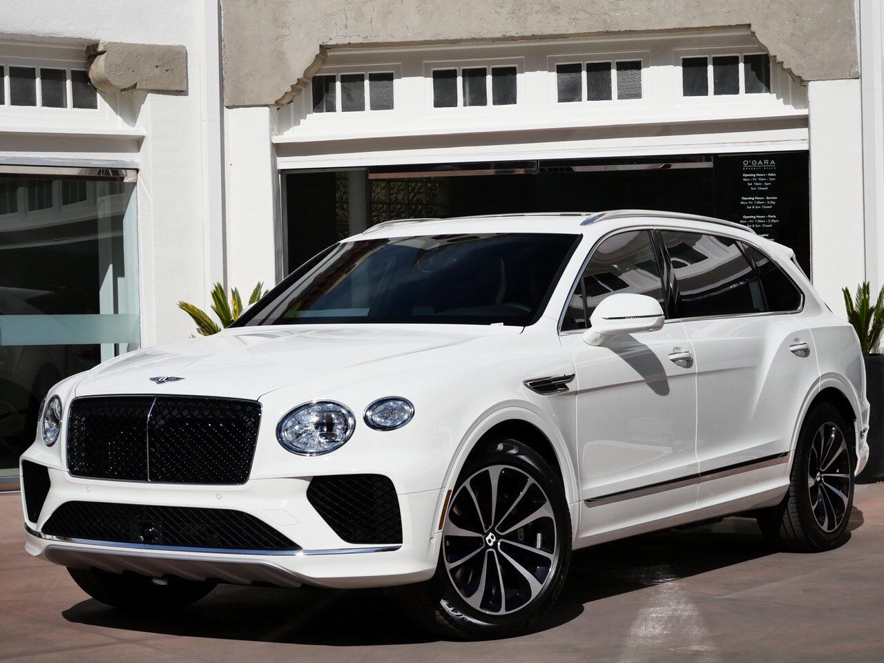 2024 Bentley Bentayga EWB Lawrence KS