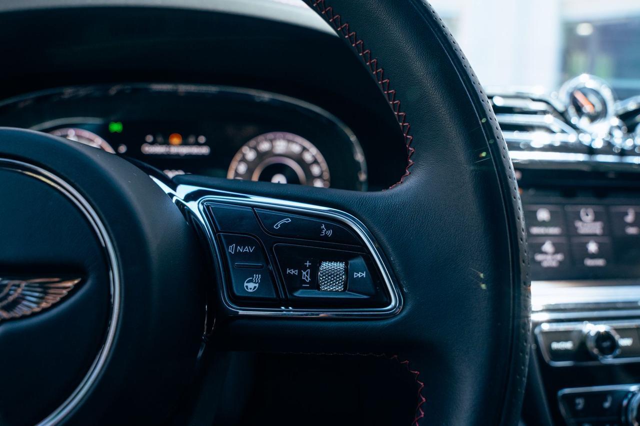 2024 Bentley Bentayga EWB Lawrence KS
