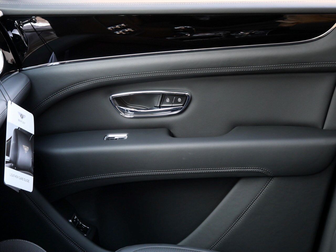 2024 Bentley Bentayga EWB Lawrence KS