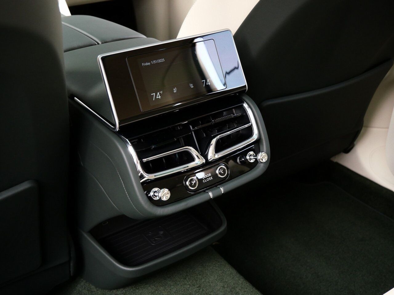 2024 Bentley Bentayga EWB Azure Azure Lawrence KS