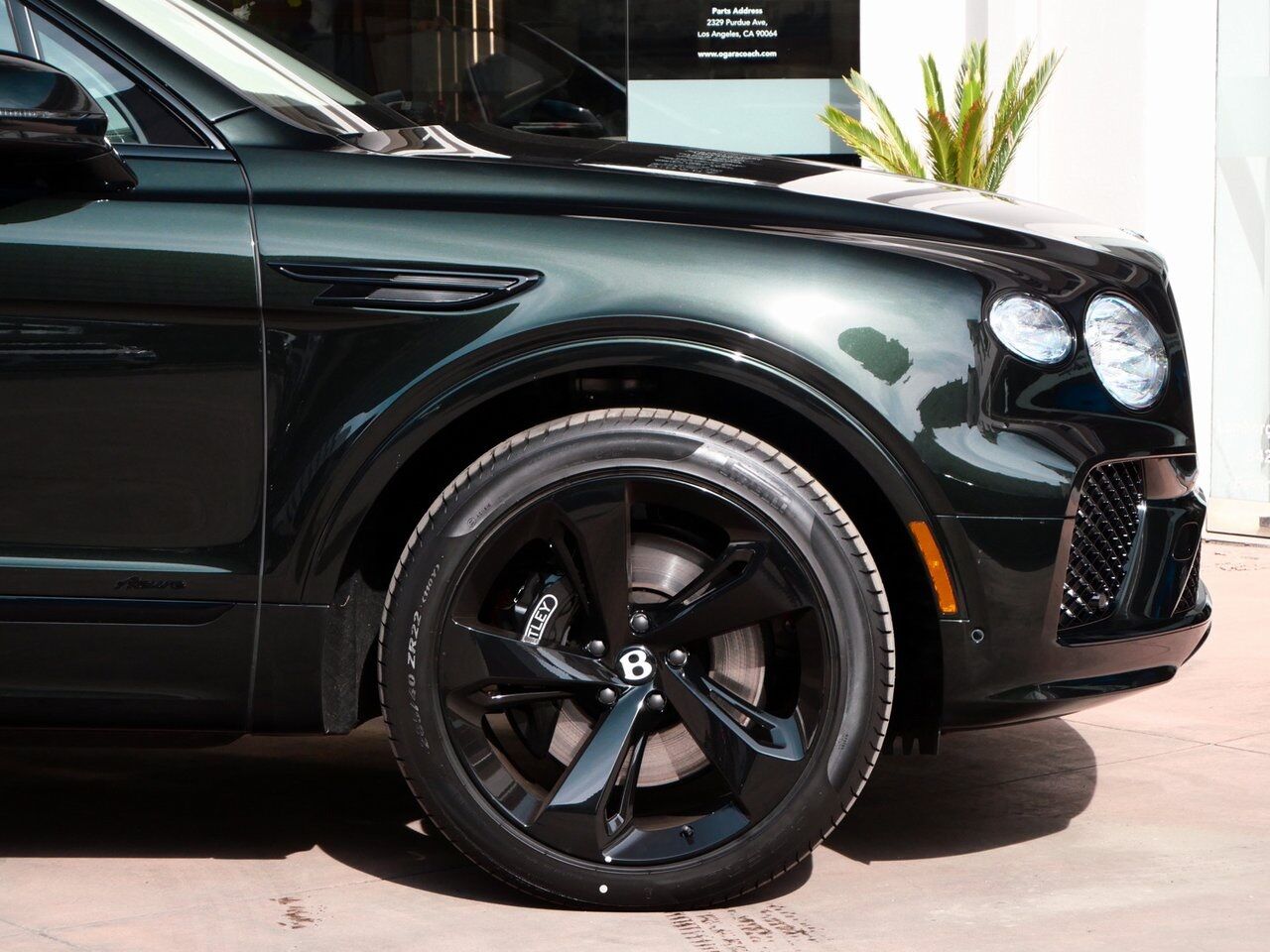 2024 Bentley Bentayga EWB Azure Azure Lawrence KS