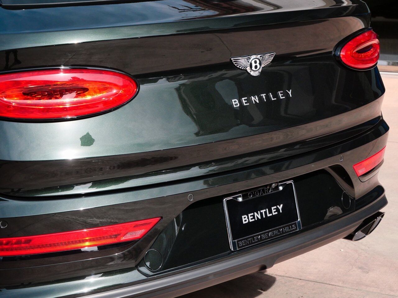2024 Bentley Bentayga EWB Azure Azure Lawrence KS