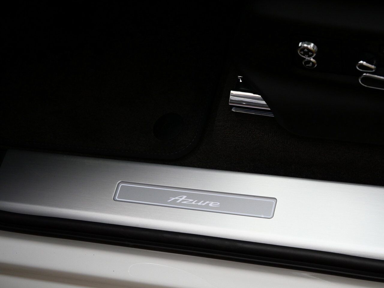 2024 Bentley Bentayga EWB Azure Azure Lawrence KS