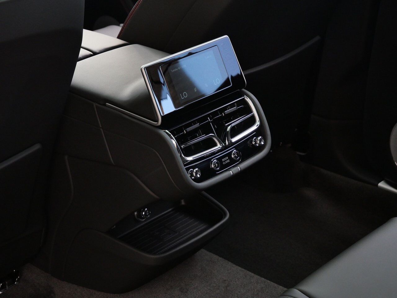 2024 Bentley Bentayga EWB Azure Azure Lawrence KS