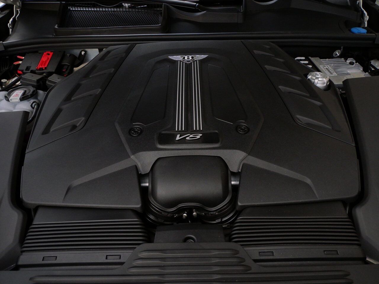 2024 Bentley Bentayga EWB Azure Azure Lawrence KS