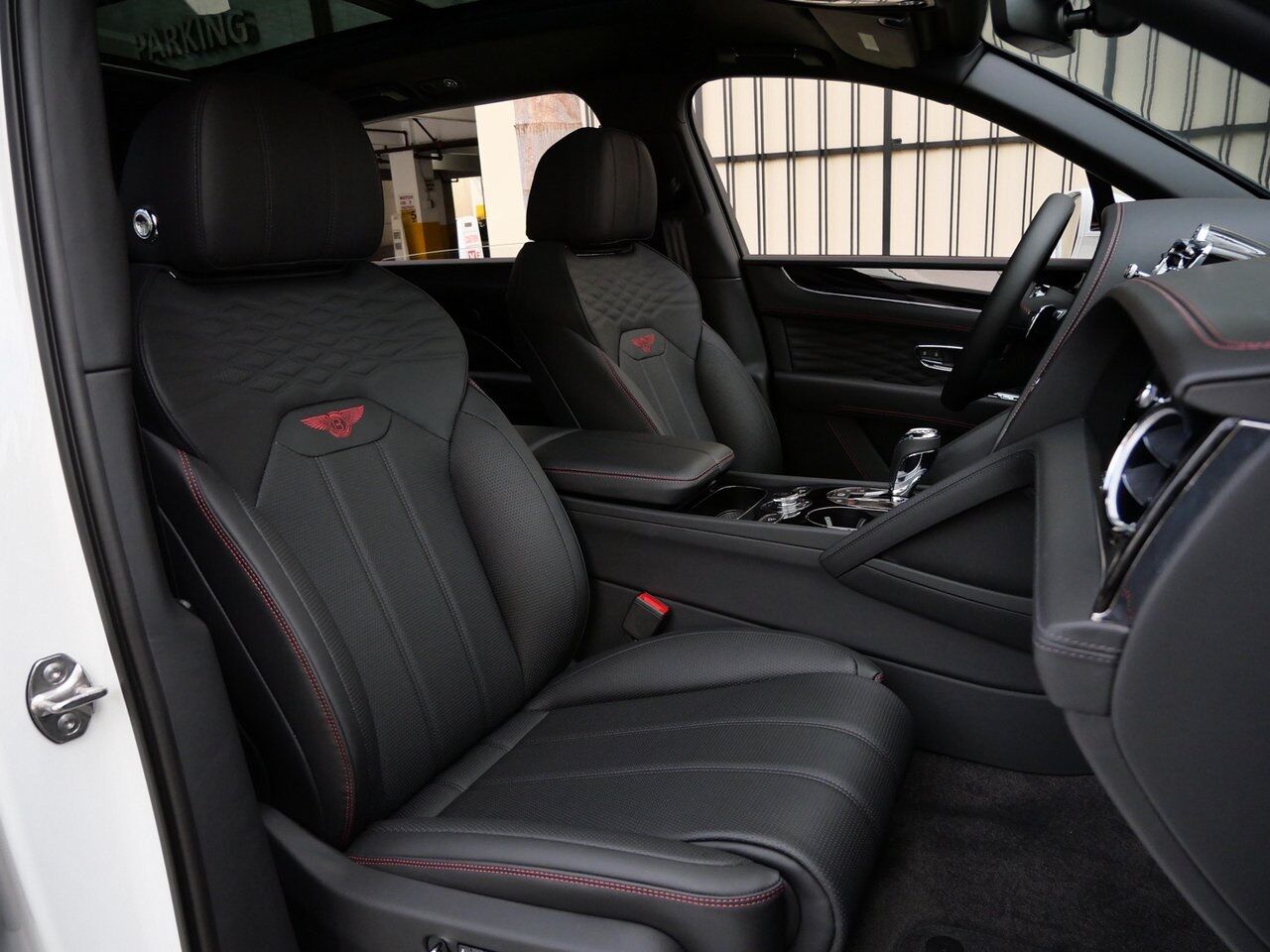 2024 Bentley Bentayga EWB Azure Azure Lawrence KS