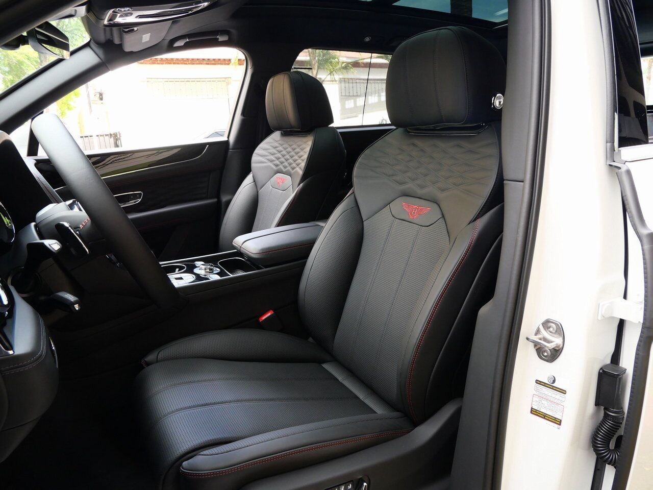2024 Bentley Bentayga EWB Azure Azure Lawrence KS