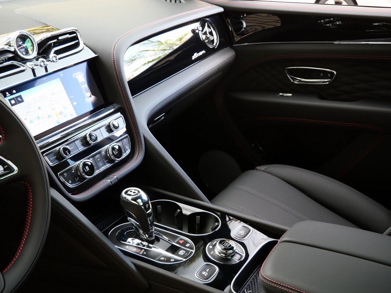 2024 Bentley Bentayga EWB Azure Azure Lawrence KS