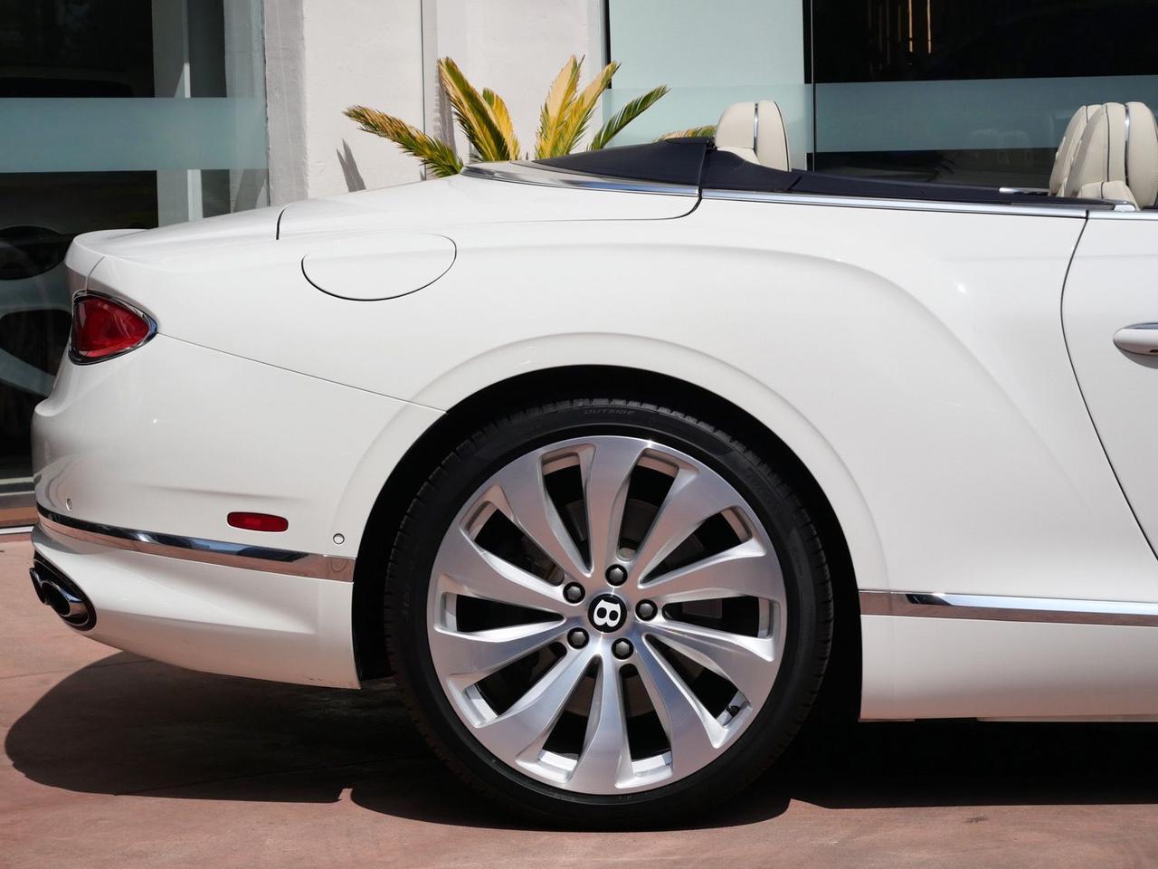 2024 Bentley Continental GT Azure Azure Lawrence KS