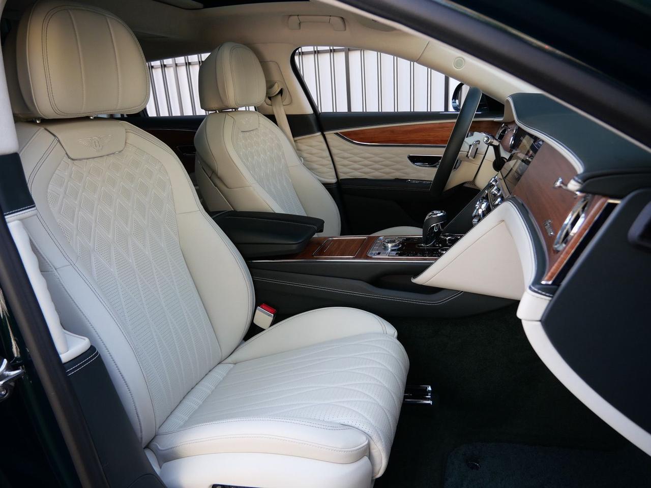 2024 Bentley Flying Spur Azure Azure Lawrence KS