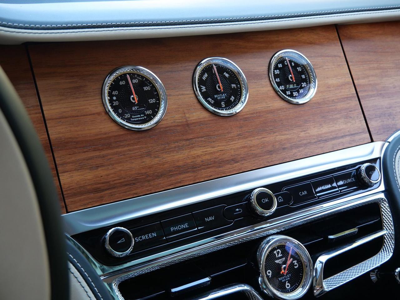 2024 Bentley Flying Spur Azure Azure Lawrence KS