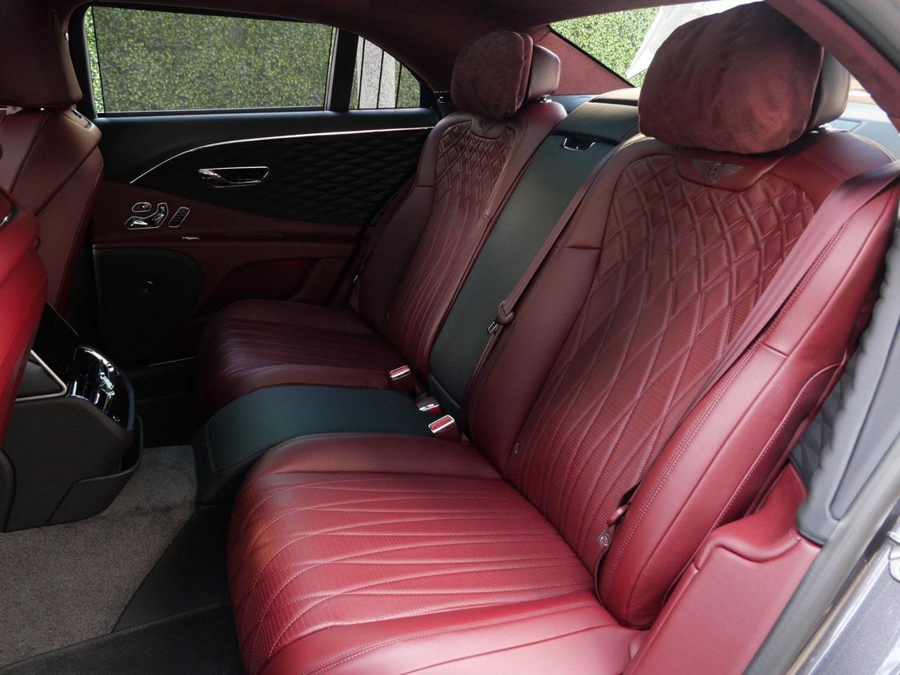 2024 Bentley Flying Spur Hybrid Azure Azure Lawrence KS