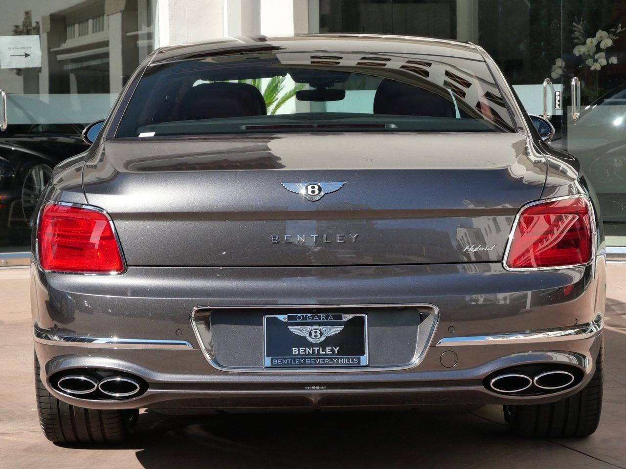 2024 Bentley Flying Spur Hybrid Azure Azure Lawrence KS