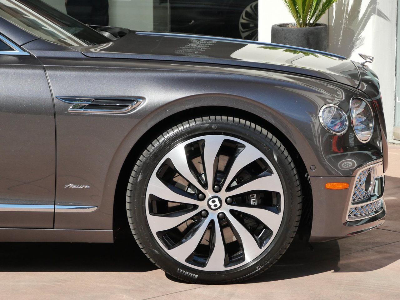2024 Bentley Flying Spur Hybrid Azure Azure Lawrence KS
