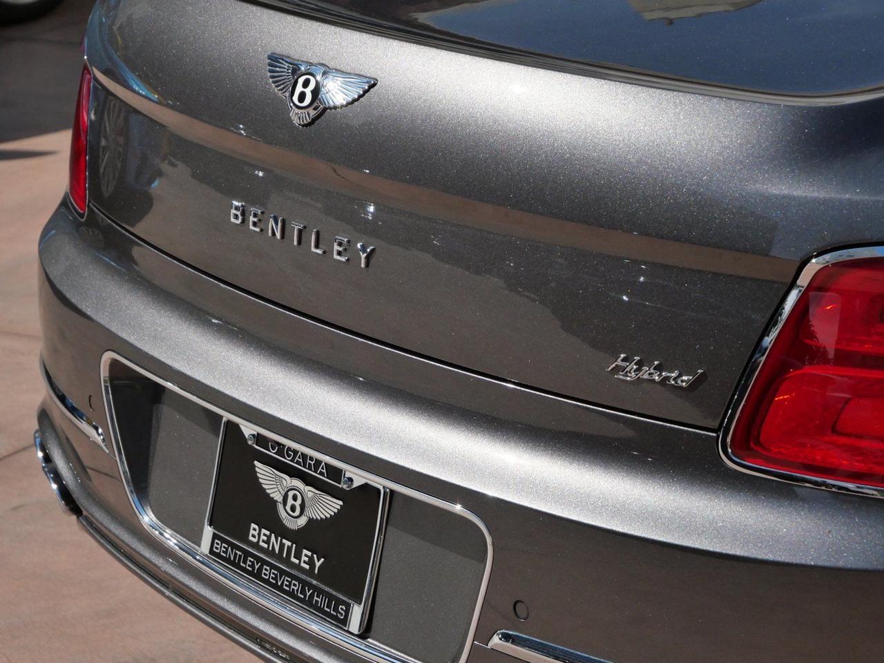 2024 Bentley Flying Spur Hybrid Azure Azure Lawrence KS