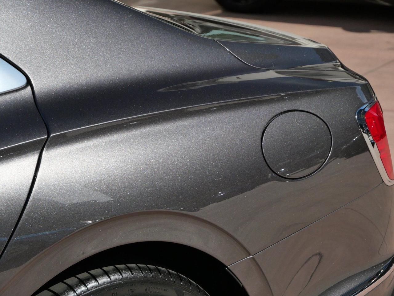 2024 Bentley Flying Spur Hybrid Azure Azure Lawrence KS