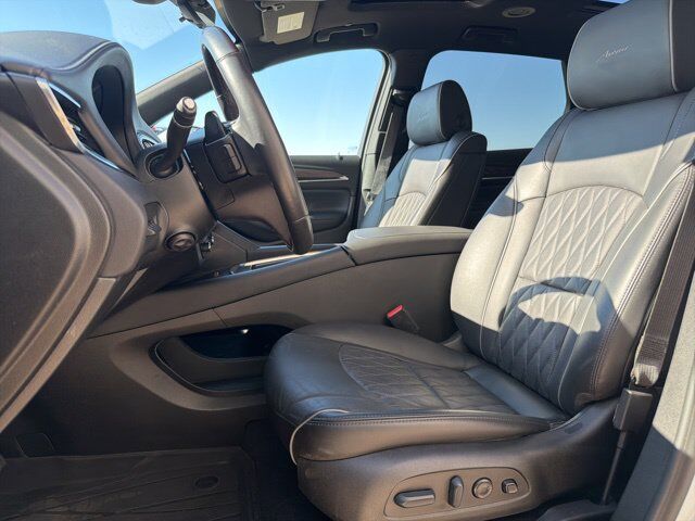 2024 Buick Enclave Avenir Watertown SD 2024 Buick Enclave Avenir Watertown SD