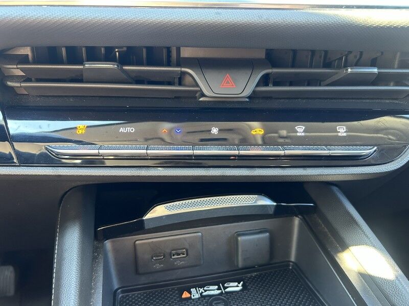 2024 Buick Envision Preferred - 1 OWNER - LEATHER Webster MA 2024 Buick Envision Preferred - 1 OWNER - LEATHER Webster MA