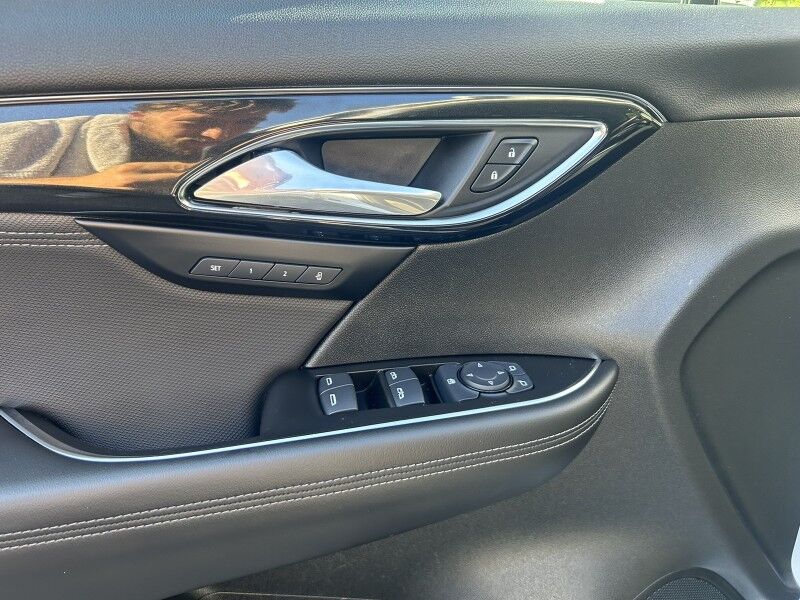 2024 Buick Envision Preferred - 1 OWNER - LEATHER Webster MA 2024 Buick Envision Preferred - 1 OWNER - LEATHER Webster MA