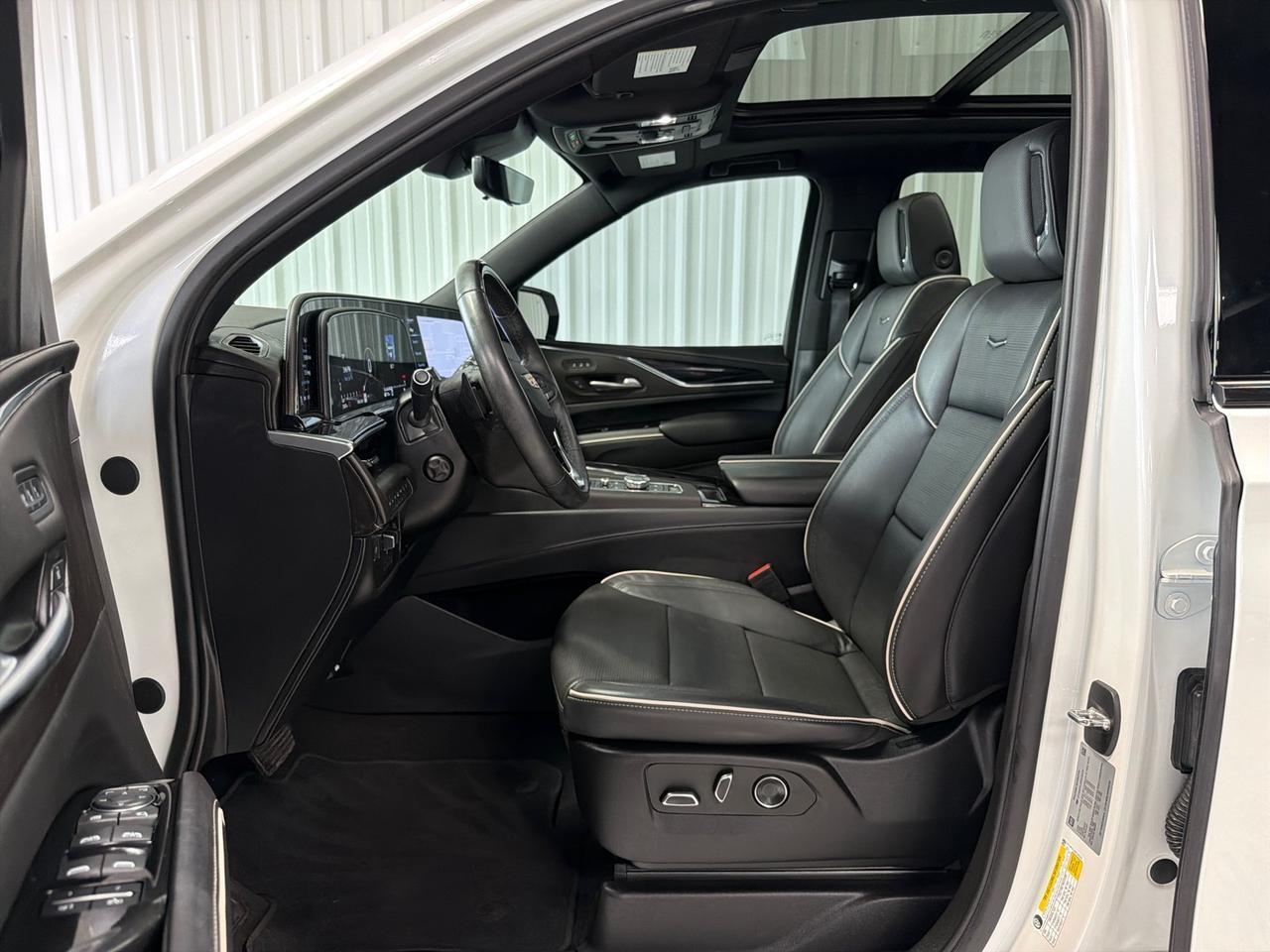 2024 Cadillac Escalade 4x4, Onyx Pkg, Touring Pkg, Power Assist Steps Houston TX 2024 Cadillac Escalade 4x4, Onyx Pkg, Touring Pkg, Power Assist Steps Houston TX