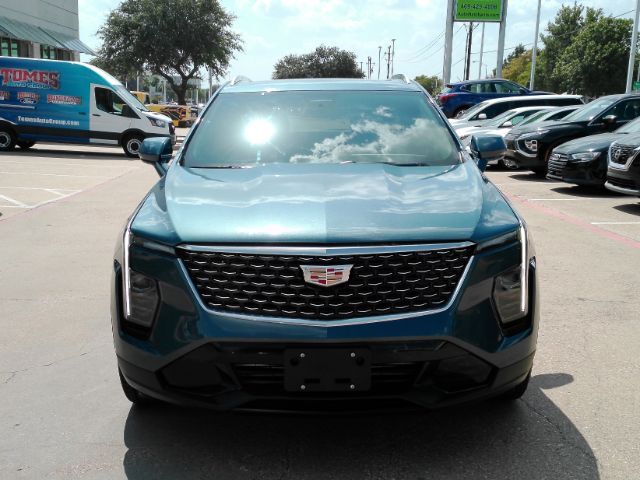 2024 Cadillac XT4 FWD Premium Luxury 2024 Cadillac XT4 FWD Premium Luxury