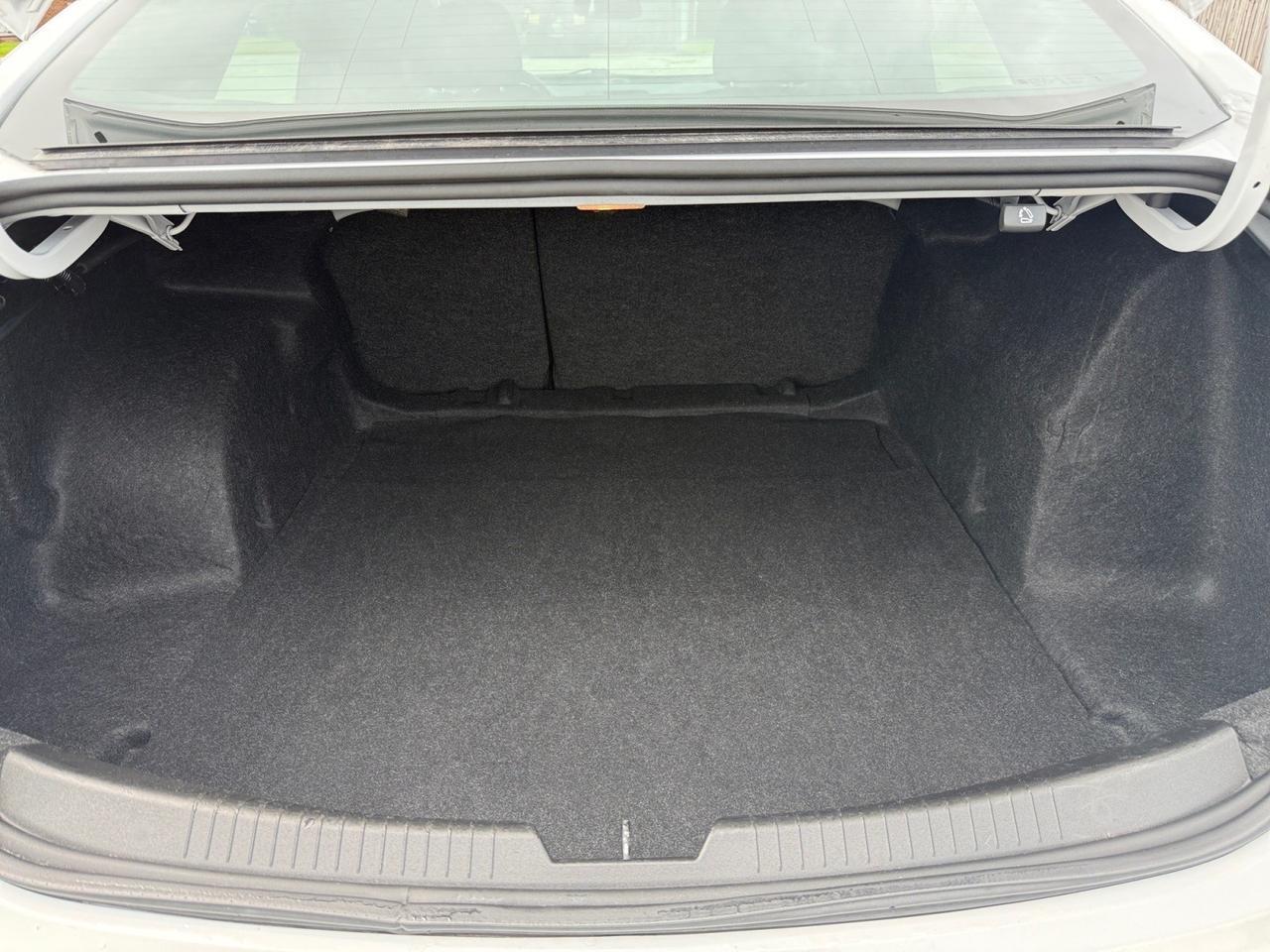 2024 Chevrolet Malibu LT, HEATED SEATS, APPLE CARPLAY/ANDROID AUTO, BACKUP CAMERA, WIFI, NAVIGATION, POWER MIRRORS, REMOTE START, AUTO START/STOP, LANE KEEP ASSIST, COME AND TEST DRIVE THIS MALIBU TODAY! Norfolk VA 2024 Chevrolet Malibu LT, HEATED SEATS, APPLE CARPLAY/ANDROID AUTO, BACKUP CAMERA, WIFI, NAVIGATION, POWER MIRRORS, REMOTE START, AUTO START/STOP, LANE KEEP ASSIST, COME AND TEST DRIVE THIS MALIBU TODAY! Norfolk VA