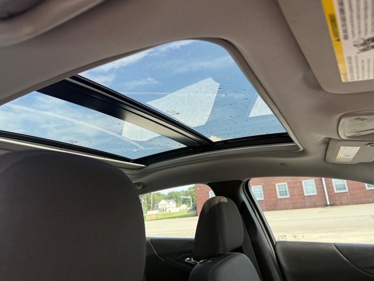 2024 Chevrolet Malibu LT, MOONROOF, APPLE CARPLAY/ANDROID AUTO, WIFI, NAVIGATION, POWER MIRRORS, BACKUP CAMERA, REMOTE START, ONLY 1 OWNER, COME AND TEST DRIVE TODAY! Norfolk VA 2024 Chevrolet Malibu LT, MOONROOF, APPLE CARPLAY/ANDROID AUTO, WIFI, NAVIGATION, POWER MIRRORS, BACKUP CAMERA, REMOTE START, ONLY 1 OWNER, COME AND TEST DRIVE TODAY! Norfolk VA