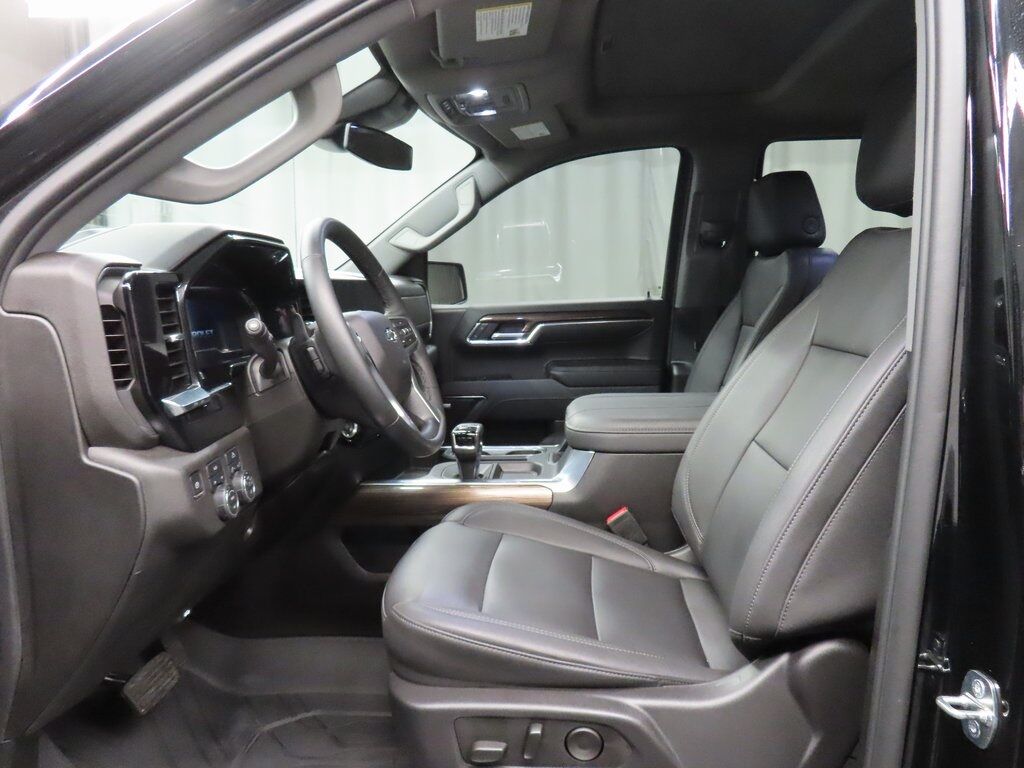 2024 Chevrolet Silverado 1500 4x4 Crew Cab RST Fond du Lac WI 2024 Chevrolet Silverado 1500 4x4 Crew Cab RST Fond du Lac WI