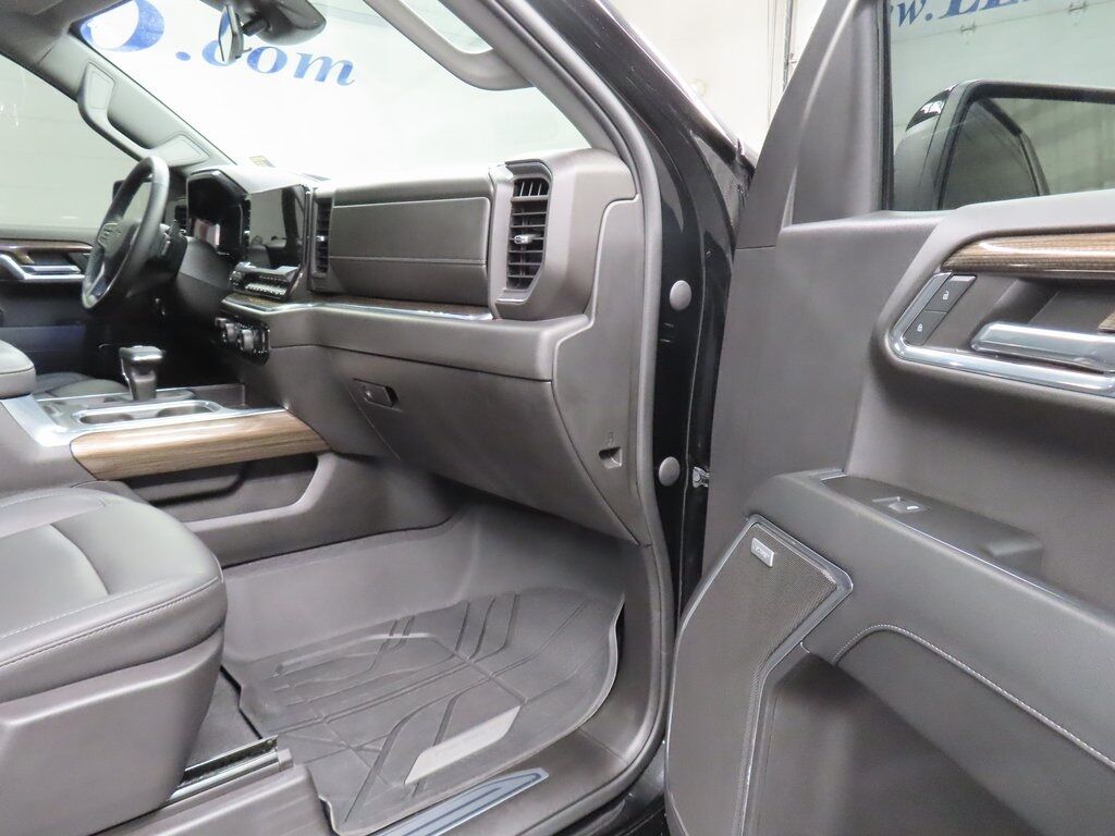 2024 Chevrolet Silverado 1500 4x4 Crew Cab RST Fond du Lac WI 2024 Chevrolet Silverado 1500 4x4 Crew Cab RST Fond du Lac WI