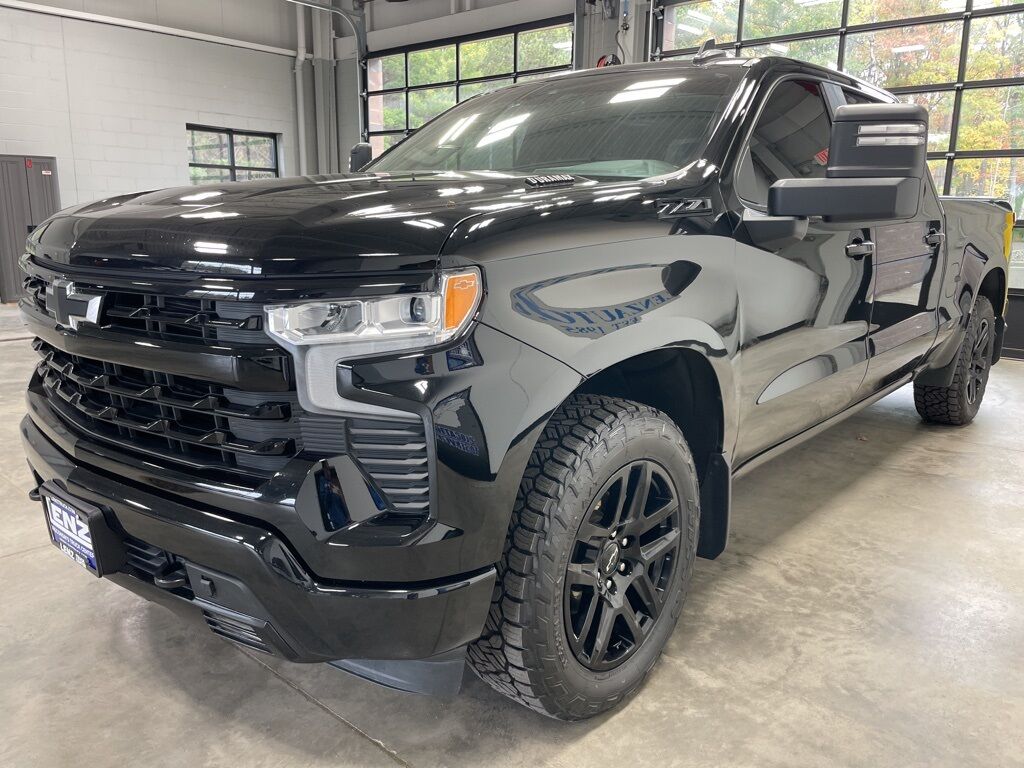 2024 Chevrolet Silverado 1500 4x4 Crew Cab RST Minocqua WI 2024 Chevrolet Silverado 1500 4x4 Crew Cab RST Minocqua WI