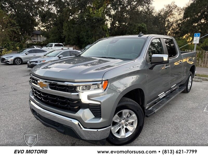 2024 Chevrolet Silverado LT's photo